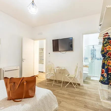 Acquazzurra Maison d'hôtes 3*