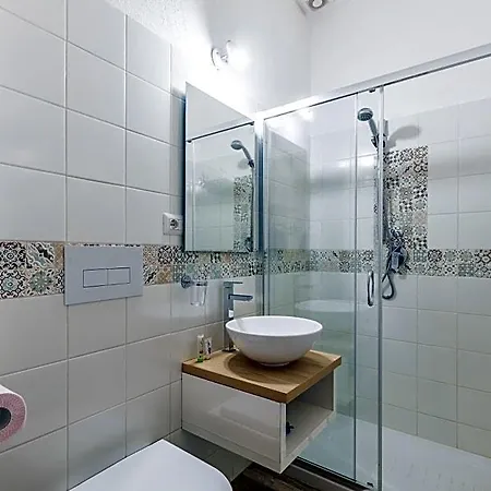 Acquazzurra 3*