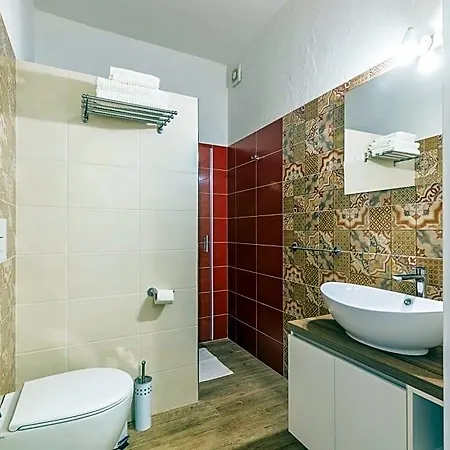 Acquazzurra 3*