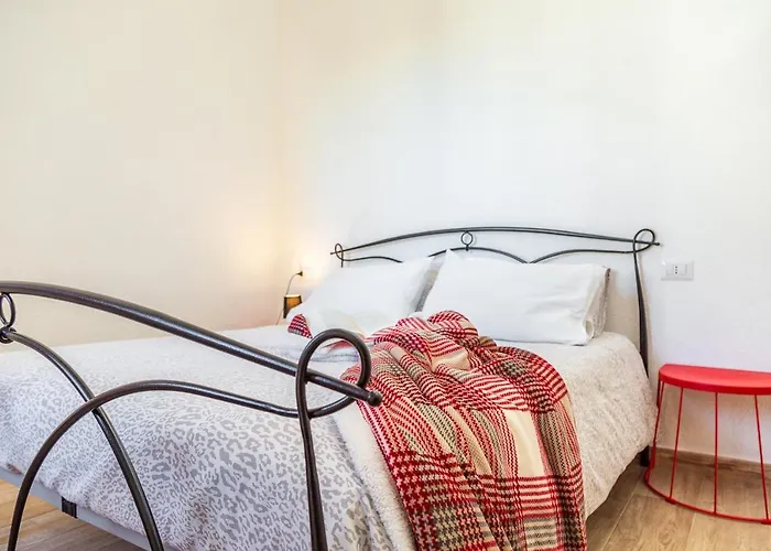 Acquazzurra Affittacamere 3*